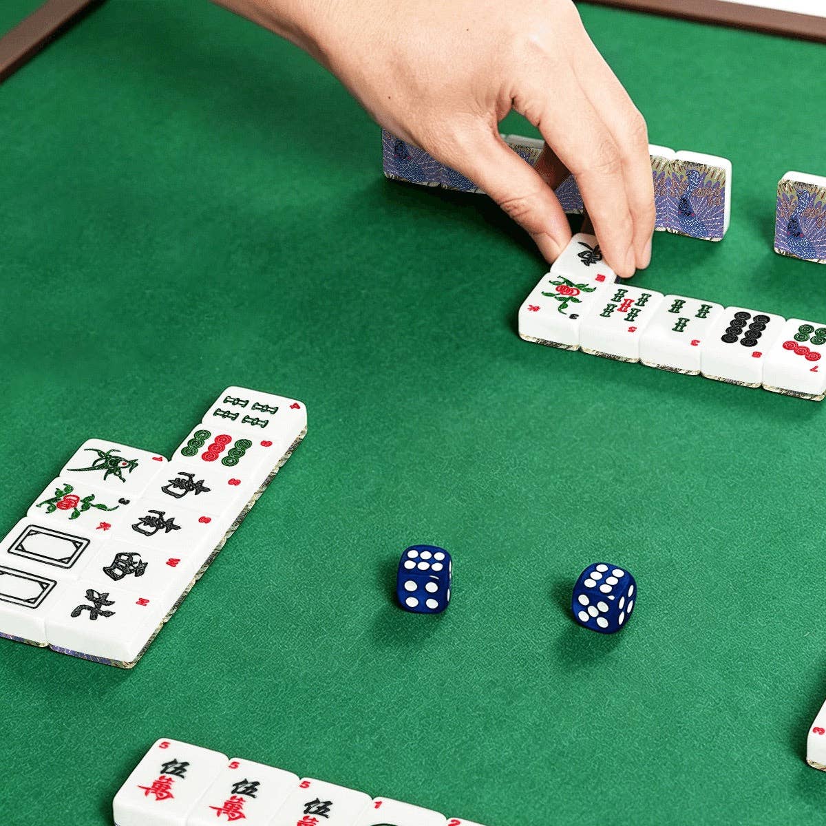 Peacocking American Mahjong Tiles: Bag Set